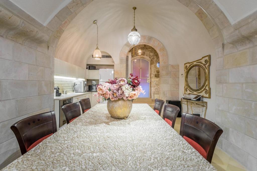 Western Wall Luxury House - Avraham Jerusalém Exterior foto