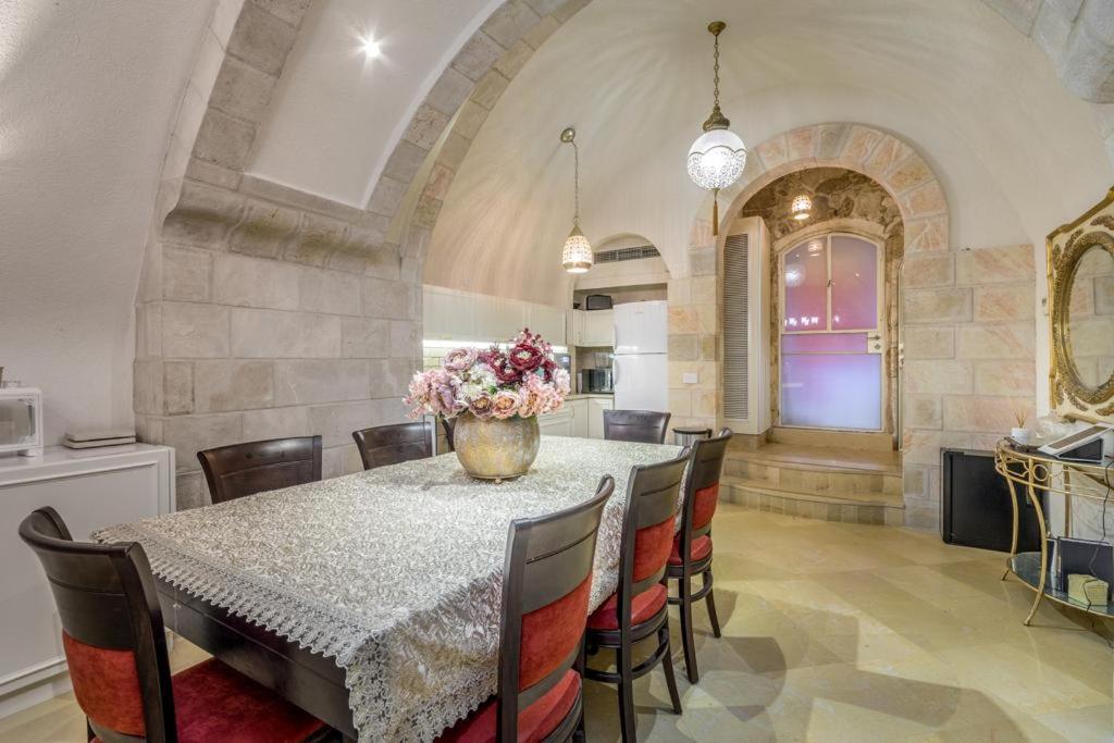 Western Wall Luxury House - Avraham Jerusalém Exterior foto